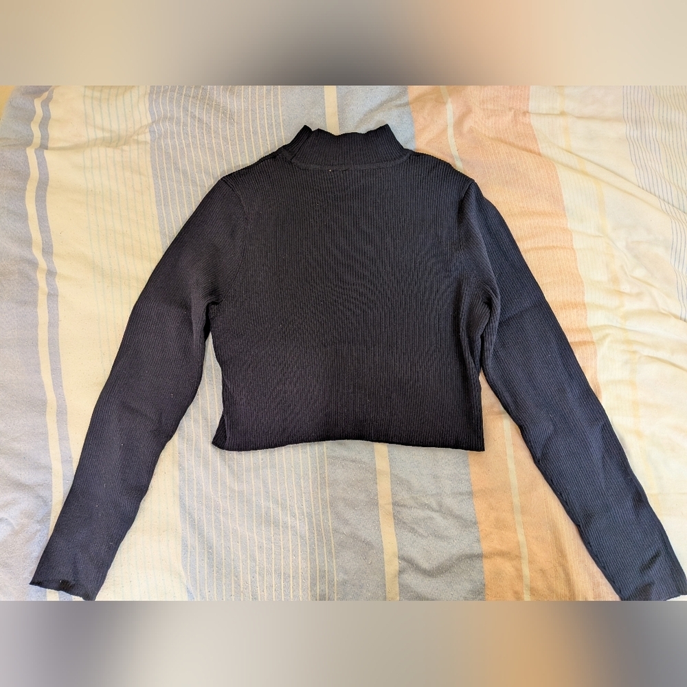 H&M Navy Ribbed Knit Sweater - Picture 3 of 8